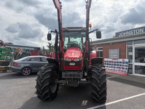Massey Ferguson 5613 - Image 3