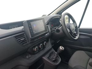 Renault Trafic TRAFIC LL30 BLUE DCI 130 START - Image 2