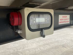 2020 FRUEHAUF Tri Axle Bulk Tipping Trailer - Image 4