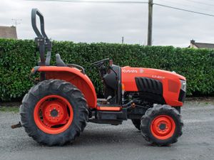 2023 Kubota L1-452 - Only 547Hrs - Image 2