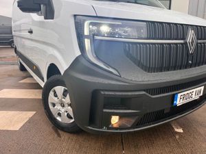 Renault Master Fridge Van - Image 3