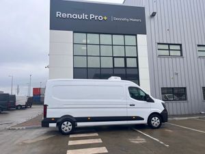 Renault Master Fridge Van - Image 4