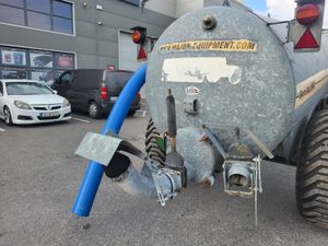 2009 Major 1600gal Galvanised Tank - Image 3