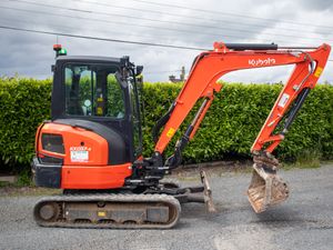 2022 Kubota KX037-4 Mini Digger - Image 2
