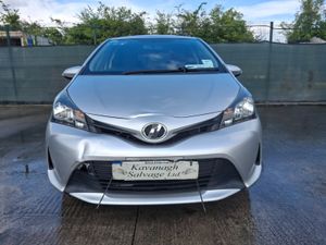 2016 Toyota Vitz  1.3 Petrol  Automatic.Drive away - Image 4