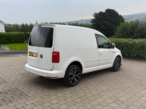 2018 Volkswagen Caddy 2.0 tdi Startline - Image 4