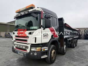 Scania P380 8×4 Tipper (2008) - Image 2