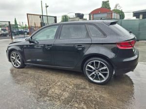 2015 Audi A3  1.6 Tdi Light Damage - Image 4