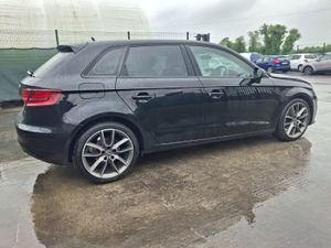 2015 Audi A3  1.6 Tdi Light Damage - Image 3