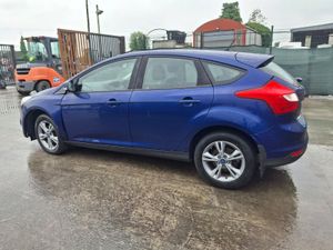 142 Ford Focus  My Edition Light Damage - Image 4