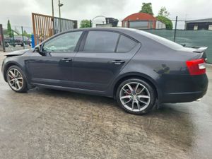 162 Skoda Octavia RS 2.0 Tdi - Image 4