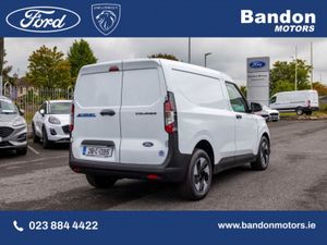 Ford Transit Courier 2026 Ford Transit Courier Tre - Image 4