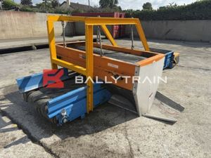 16ft Electric Conveyor with Overband Magnet - Image 2