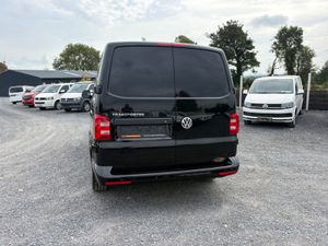 Volkswagen Transporter - Image 4