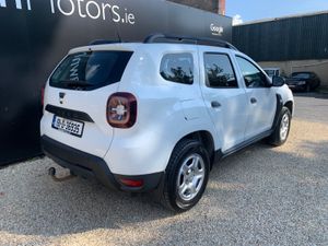 DACIA DUSTER 1.5 DCI 115 BHP ESENTIAL BLUE - Image 3
