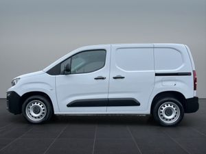 Peugeot Partner PROFESSIONAL PLUS 1.5 - Image 4