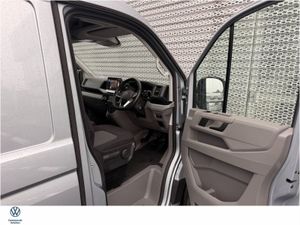 Volkswagen Crafter HIGHLINE H30 MWB 140HP MANUAL - Image 2