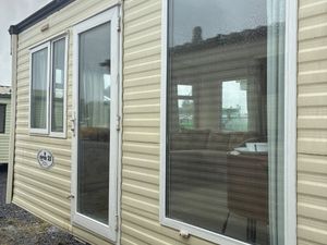 BARGAIN 3BED WINTER PACK COSSAULT FAIRWAY 35X12 - Image 4