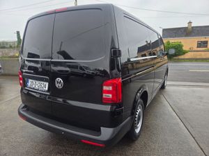 Volkswagen Transporter 2020 - Image 3