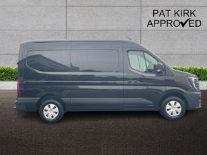 Nissan Interstar 2.0 dci 150ps H2 Tekna Van - Image 3