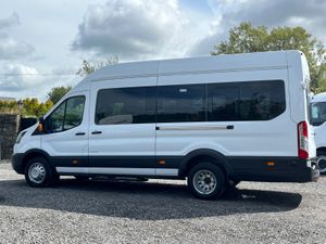2017 TRANSIT 2.2 MINIBUS A/C TACHO *AS NEW* - Image 4