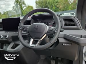 Renault Master MM35 Blue dCi 150 Advance Medium Ro - Image 4