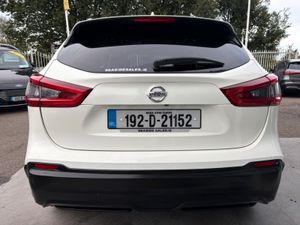 192 Nissan Qashqai SV Commercial - Image 3