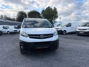 Vauxhall Vivaro - Image 3