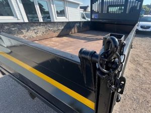 2023 Isuzu Grafter Tipper Van - Image 3