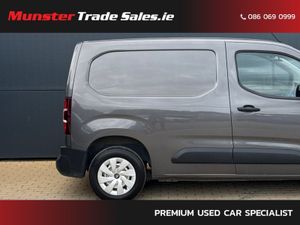 Toyota Proace City 1.5 Diesel  3 Seater - Image 2