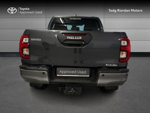 Toyota Hilux INVINCIBLE AUTO - Image 4