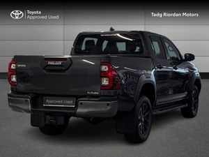 Toyota Hilux INVINCIBLE AUTO - Image 2