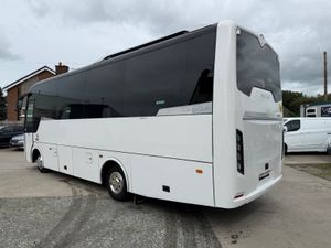 2016 MERCEDES INDCAR NEXT – 33 SEATER + G + D - Image 2