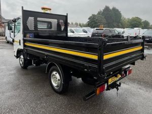 2023 Isuzu Grafter Tipper Van - Image 3