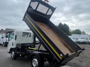 2023 Isuzu Grafter Tipper Van - Image 3