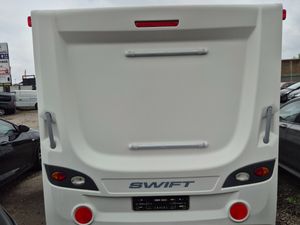 🦏 2017 swift kudos 4 Berth.fixed bed.top of range - Image 3