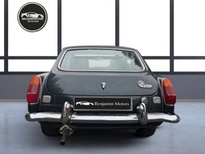 MGB  Gt 1975 Low miles Vintage Special Collectible - Image 4
