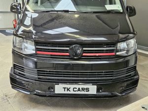 17 VOLKSWAGEN TRANSPORTER HIGHLINE - Image 4