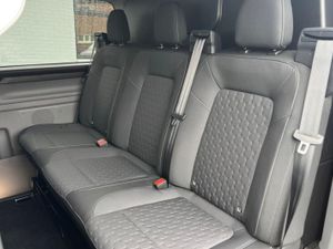 Ford Transit Custom 320 Limited L1 SWB FWD 2.0 Eco - Image 4