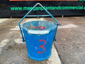 Conquip 250 litres self tipping muck bucket....... - Image 3