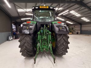 Mint 2014 John Deere 6190R Auto Quad - Image 4