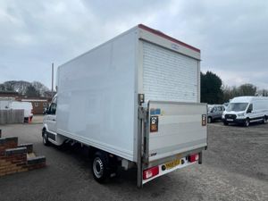 2019 Volkswagen Crafter Luton Box Van - Image 4