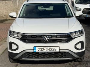 232 Volkswagen T-Roc Commercial - Image 2