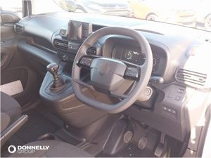 Citroen Berlingo 1.5 BlueHDi 100ps Crew Van Enterp - Image 4
