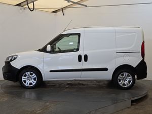 Fiat Doblo 1.3 Multijet 16V 95 Van - Image 4