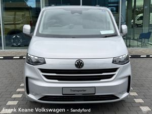 Volkswagen Transporter HIGHLINE AUTO LWB 150BHP *P - Image 4