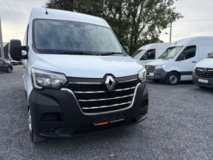 Renault Master - Image 2