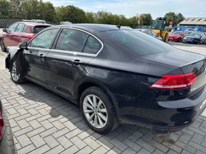 18 Passat 2.0 Tdi 180km Starting - Image 4