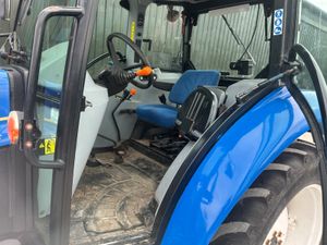 2014 New Holland TD5.65 2wd - Image 4