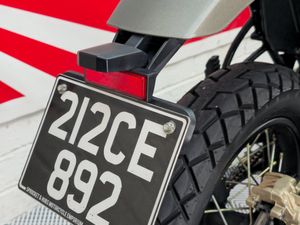 212 Royal enfield Himalayan 411 - Image 2